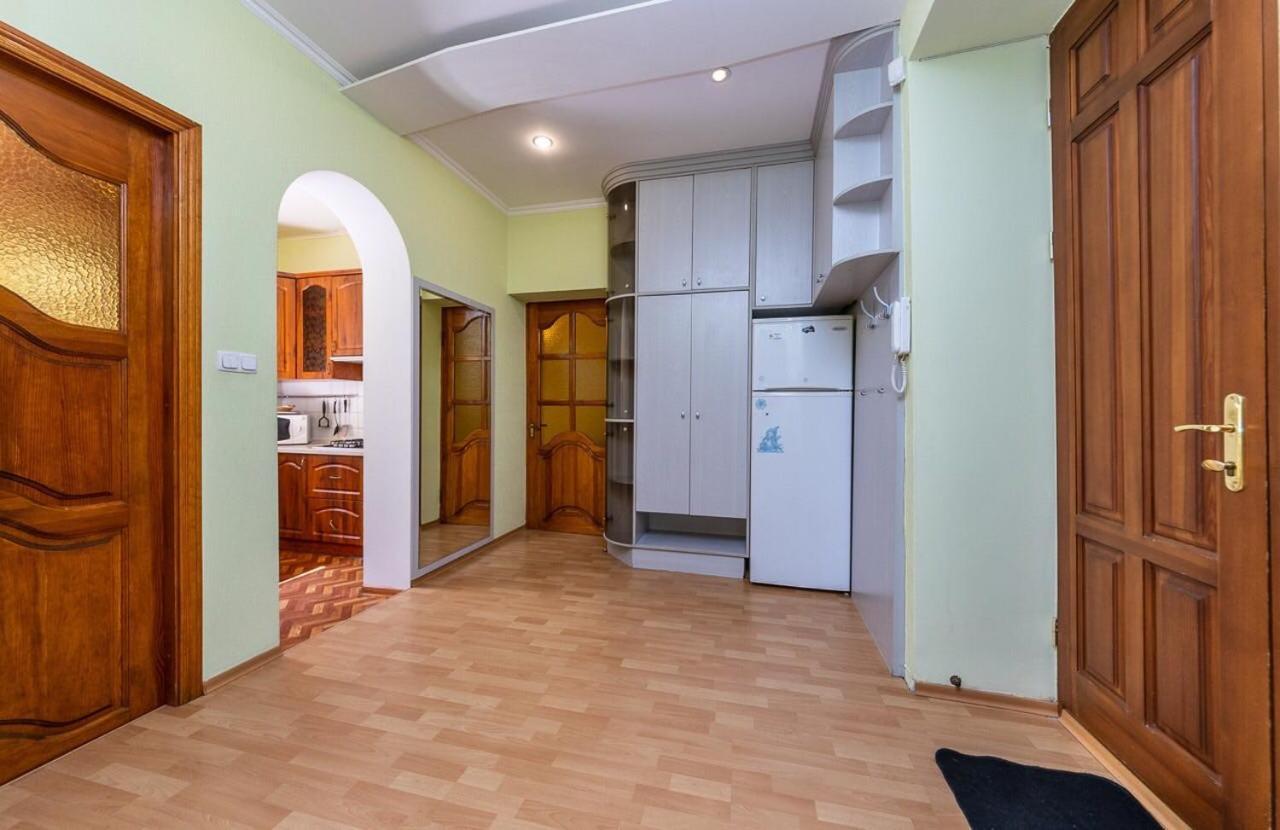 Alex Apartments Near Independence Square - Kiev Dış mekan fotoğraf