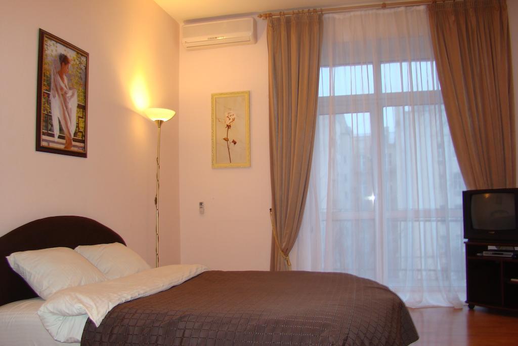 Alex Apartments Near Independence Square - Kiev Dış mekan fotoğraf